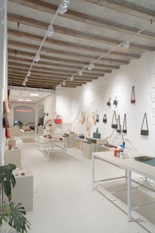 Leather Atelier Store Bags Premium Atelier Madre Manuel Dreesmann Barcelona | Fun 3 Days in Barcelona Itinerary With Map