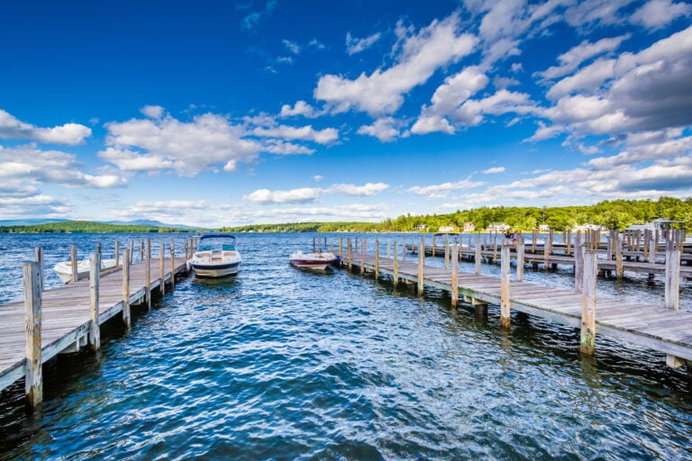 12 Best East Coast Lakes for Vacations or Day Trips shutterstock 448976533 | 12 Best East Coast Lakes for Vacations or Day Trips