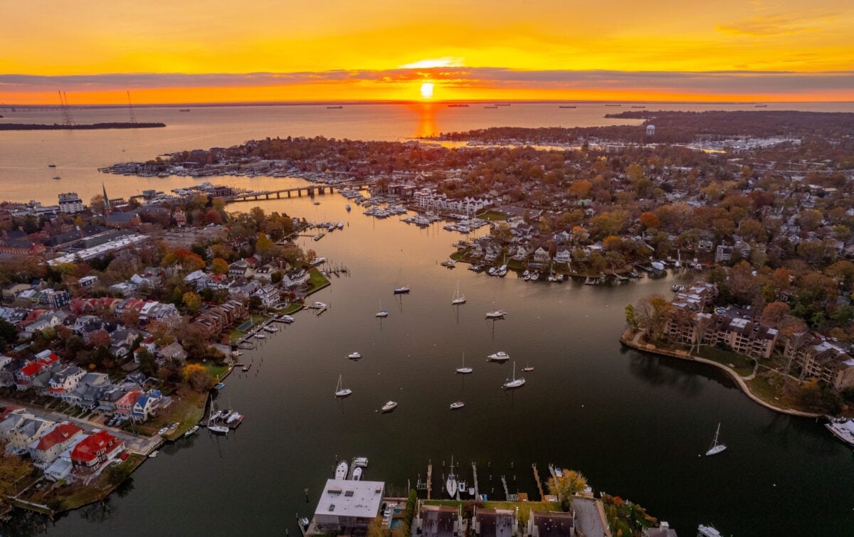 annapolis shutterstock 2297833805 | Two Scots Abroad annapolis shutterstock 2297833805 | 18 Best Places to Visit in USA in April - Spring Vacation Ideas