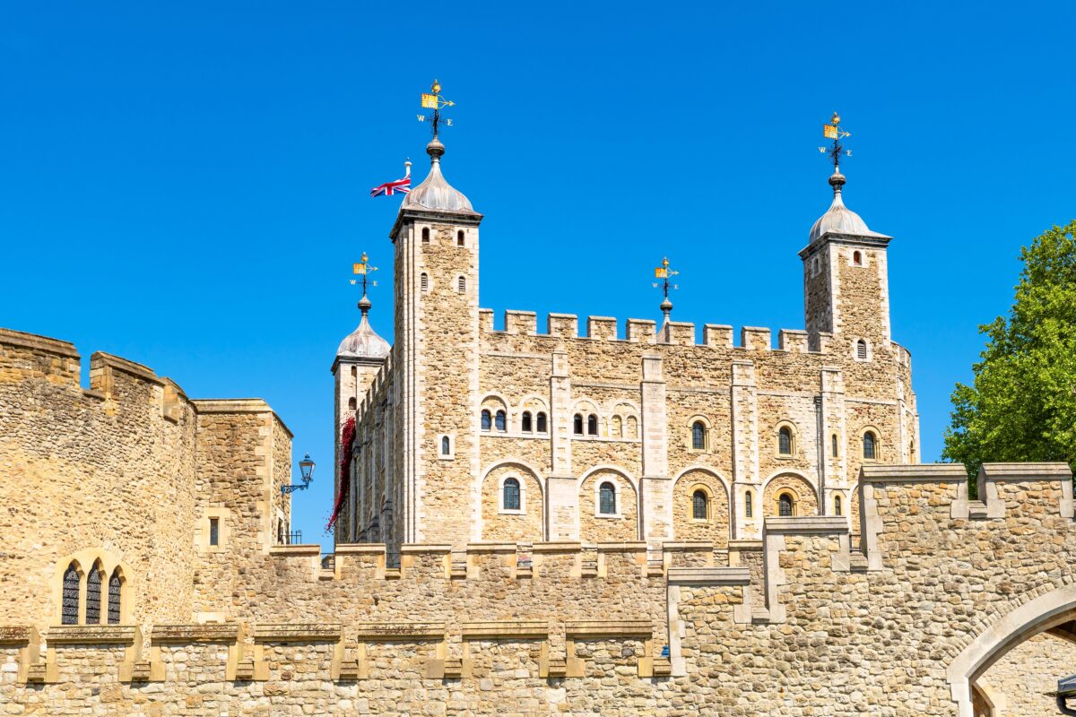 Tower of London Guide Tips for 2026 shutterstock 2626496293 | Tower of London Guide: Tips for 2026