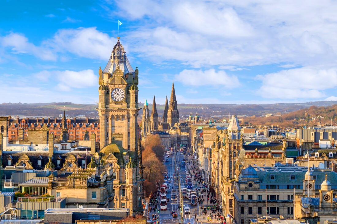 edinburgh shutterstock 598314359 | Two Scots Abroad edinburgh shutterstock 598314359 | What Are People from Edinburgh Called? (There Are 10 terms!)