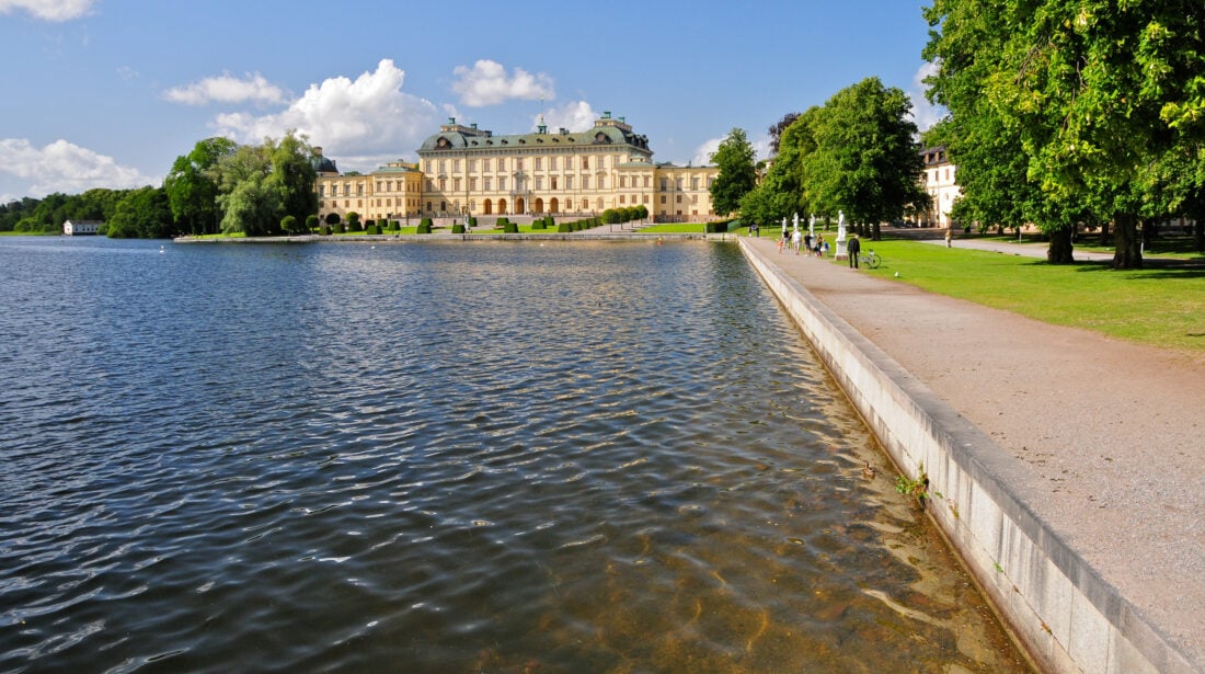 Drottningholm Castle shutterstock 201229331 | Two Scots Abroad Drottningholm Castle shutterstock 201229331 | Oslo vs Stockholm: Which City Should You Visit?