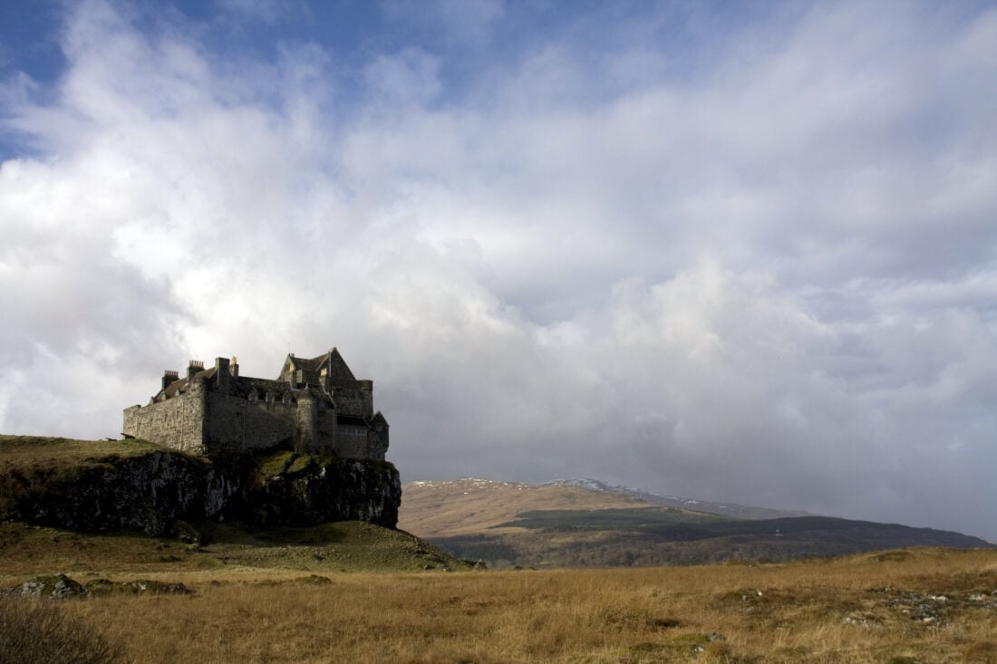 Duart Castle shutterstock 27185398 | Isle of Mull Bucket List: Unmissable Things to Do and See