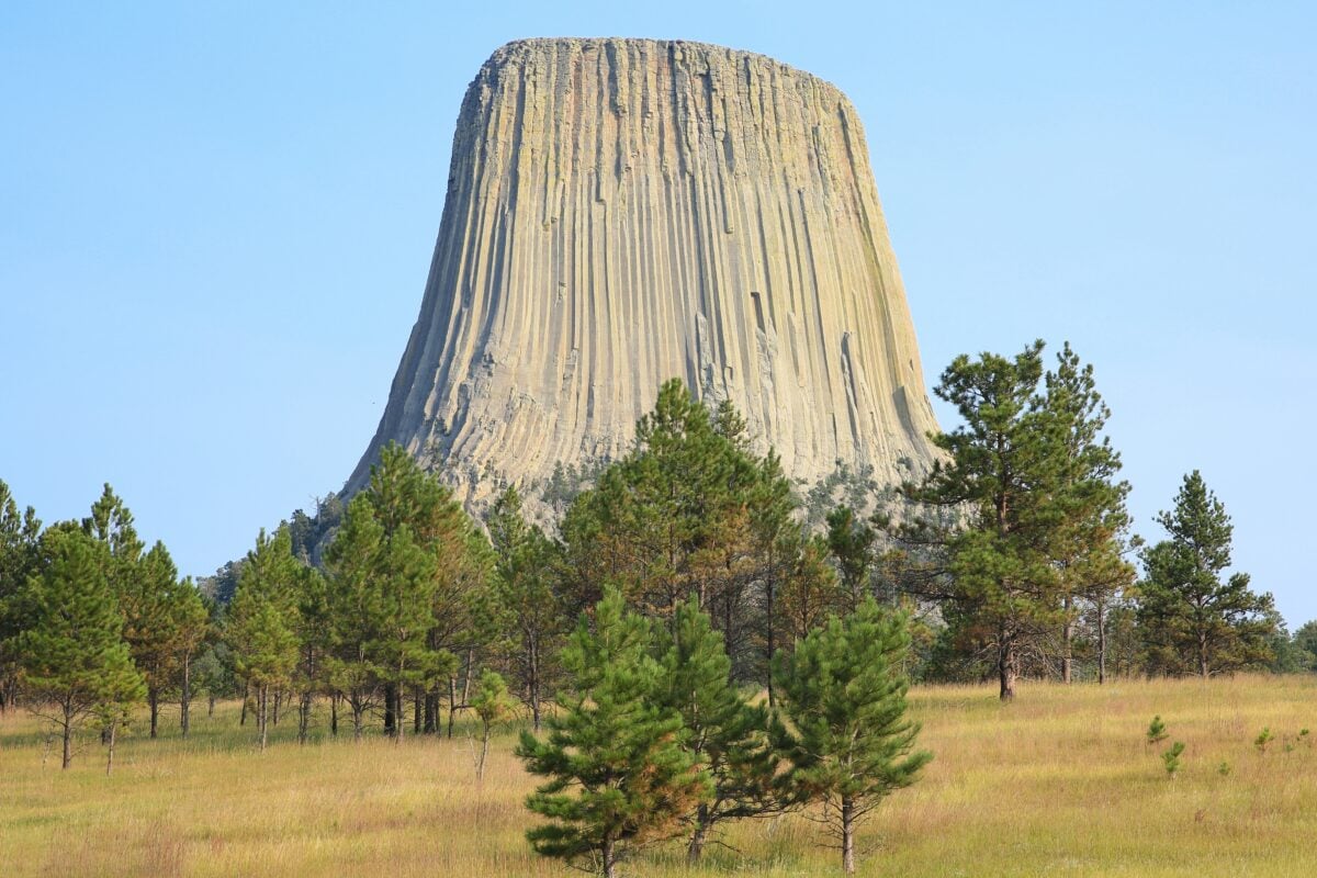 Devils Tower Wyoming shutterstock 2571580465 | Two Scots Abroad Devils Tower Wyoming shutterstock 2571580465 | These Oddly Named U.S. Landscapes Are Real, and Worth Seeing