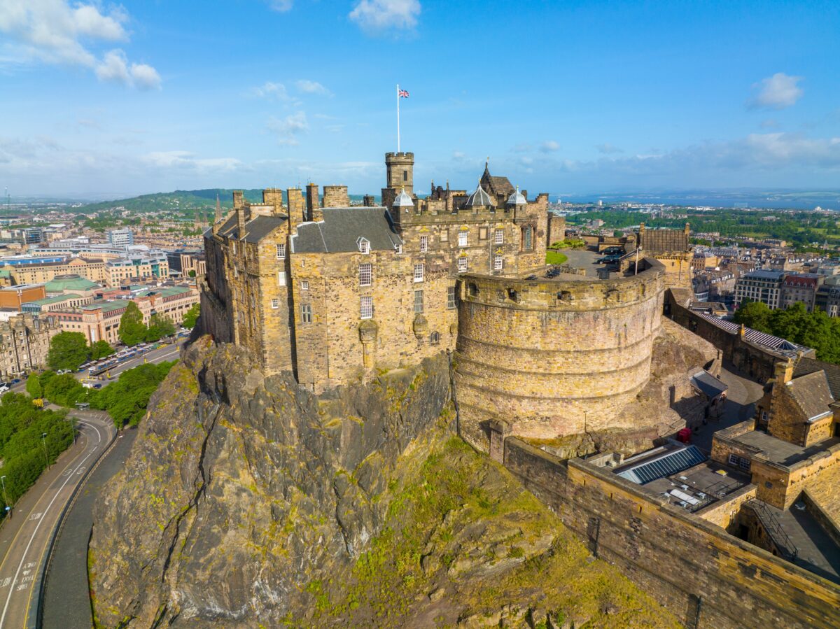 Edinburgh shutterstock 2179472511 | How Old Is Scotland in Years? A Simple Guide to Scotland’s Age and History