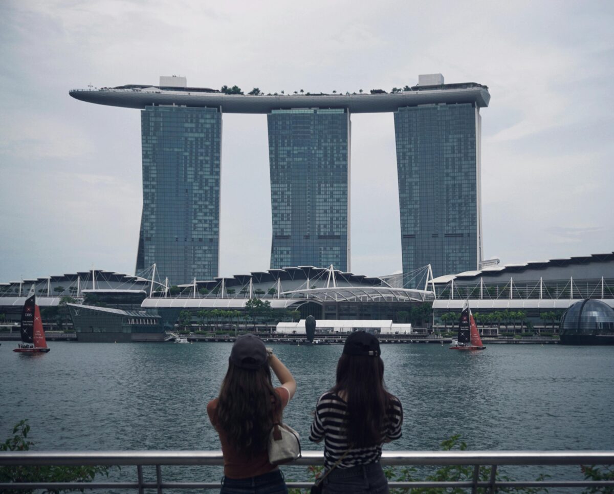 Marina Bay Sands Singapore pexels rian daud7 299517629 13416598 | Two Scots Abroad Marina Bay Sands Singapore pexels rian daud7 299517629 13416598 | These Buildings Look Like They Shouldn’t Stand Up, Yet They Do