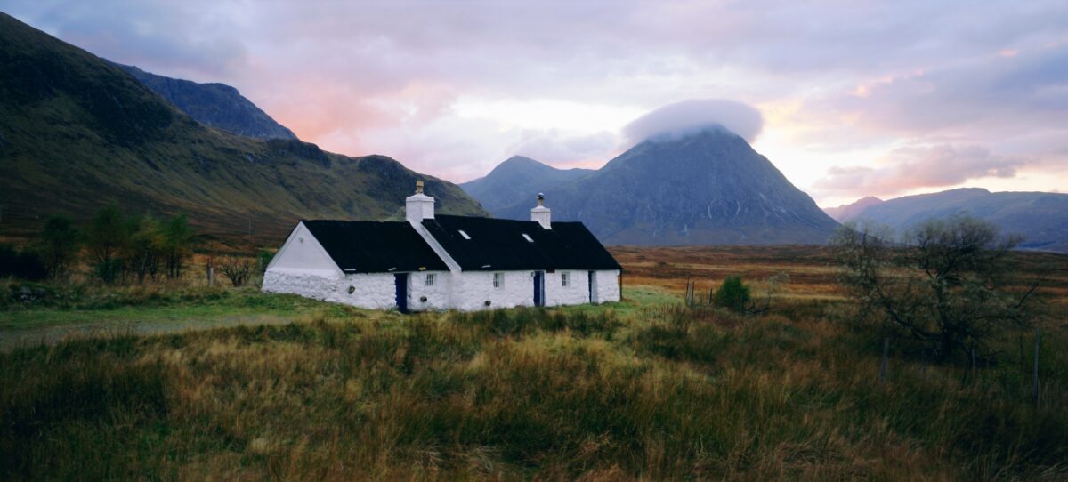 scotland shack shutterstock 2428734045 | Two Scots Abroad scotland shack shutterstock 2428734045 | Pick the Right Base in Dumfries and Galloway and Your Trip Gets Easier Fast