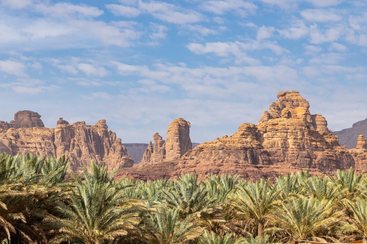 Saudi Arabia shutterstock 2420721941 | Two Scots Abroad Saudi Arabia shutterstock 2420721941 | The Best Destinations for Solo Travellers Seeking Peace and Adventure in the Middle East