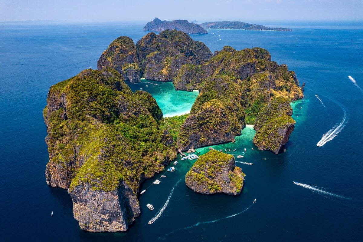 krabi shutterstock 2583872541 | Thailand at Short Notice: How to Pull Off a Last Minute Trip Without the Chaos