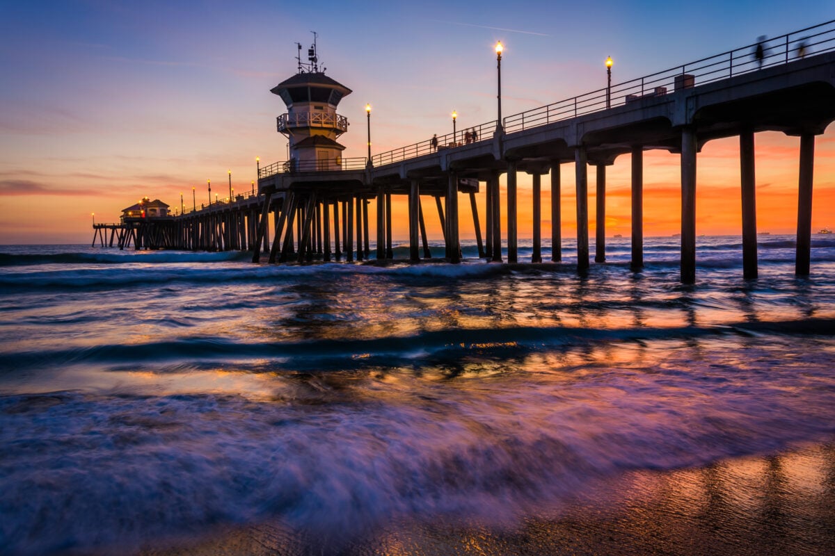 shutterstock 256409926 | Two Scots Abroad shutterstock 256409926 | Huntington Beach Still Nails The California Dream, And Its Oceanfront Hotels Put You Right On The Sand