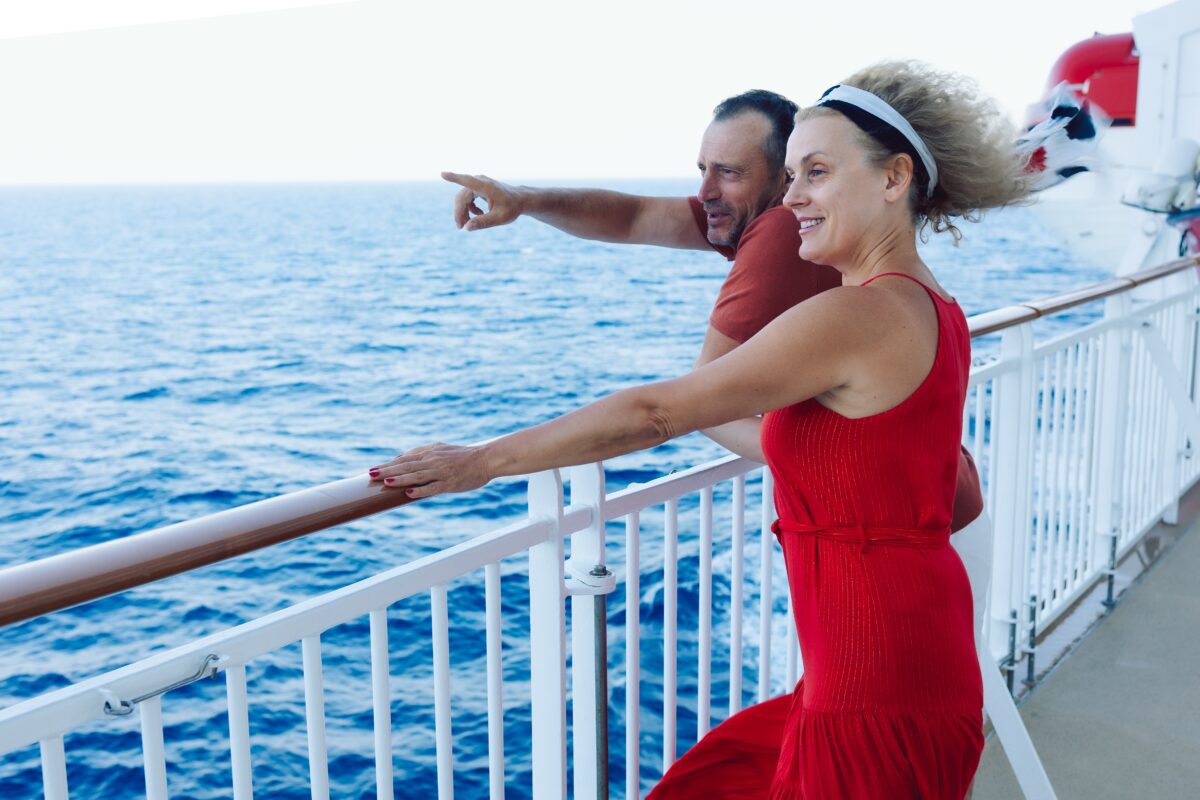 shutterstock 2713120175 | What Are Closed-Loop Cruises? Rules, Documents, and Best Itineraries Explained