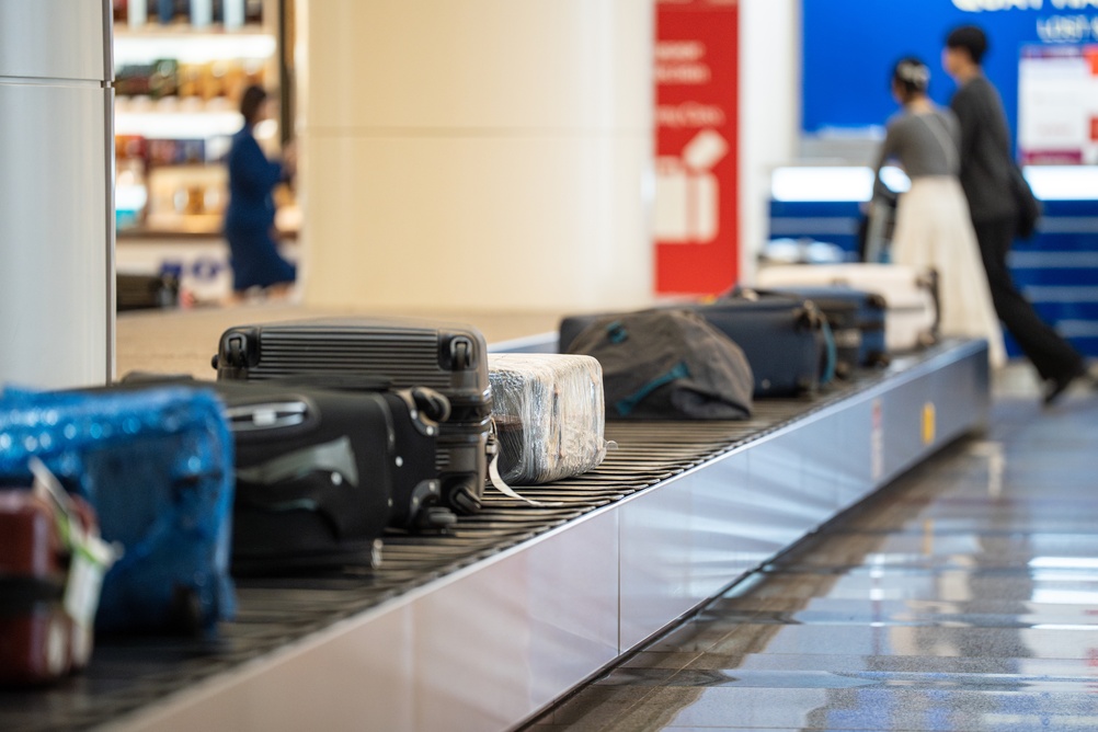 shutterstock 2784359183 | Delta Just Put Basic Rules On Its Premium Seats, Including Delta One