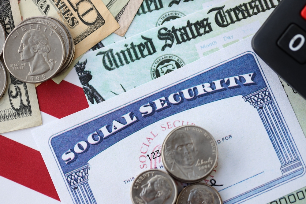 Can a Foreign Spouse Get U.S. Social Security Abroad shutterstock 2618269937 | Two Scots Abroad Can a Foreign Spouse Get U.S. Social Security Abroad shutterstock 2618269937 | Can a Foreign Spouse Receive U.S. Social Security While Living Abroad?