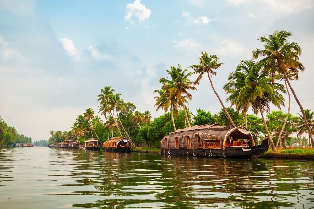 Domestic Travel Insurance in India A Guide to Protecting Your Trip shutterstock 2488720059 | Domestic Travel Insurance in India: A Guide to Protecting Your Trip