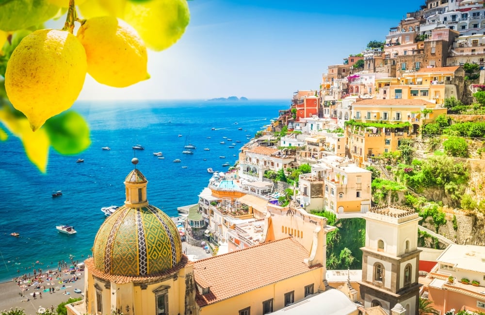 Getting Around Southern Italy shutterstock 2435198213 | Two Scots Abroad Getting Around Southern Italy shutterstock 2435198213 | Southern Italy Travel Guide: Where to Go, What to See & First-Time Tips