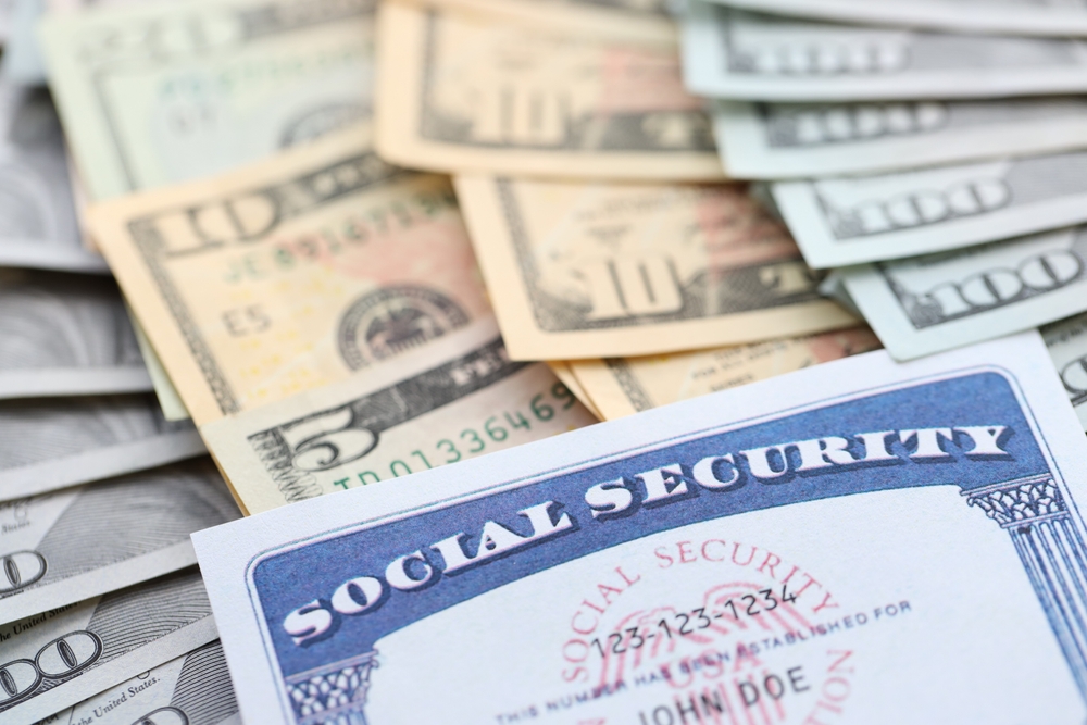 How Does Living Abroad Change the Payments shutterstock 2631509671 | Two Scots Abroad How Does Living Abroad Change the Payments shutterstock 2631509671 | Can a Foreign Spouse Receive U.S. Social Security While Living Abroad?