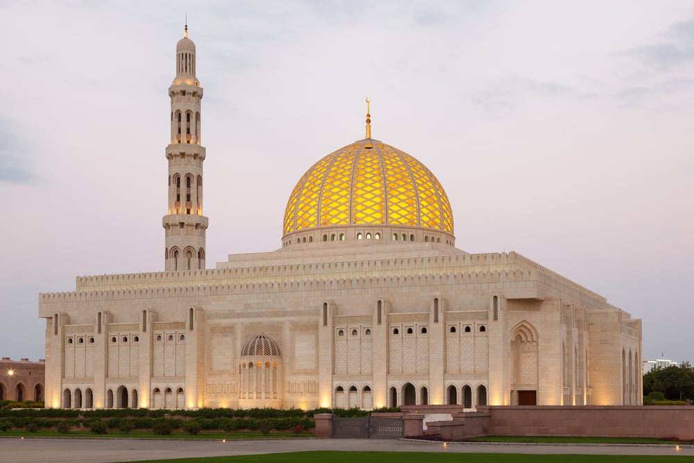 Sultan Qaboos Grand Mosque shutterstock 364752791 | Oman Without a Rental Car: A Practical 5-Day Itinerary
