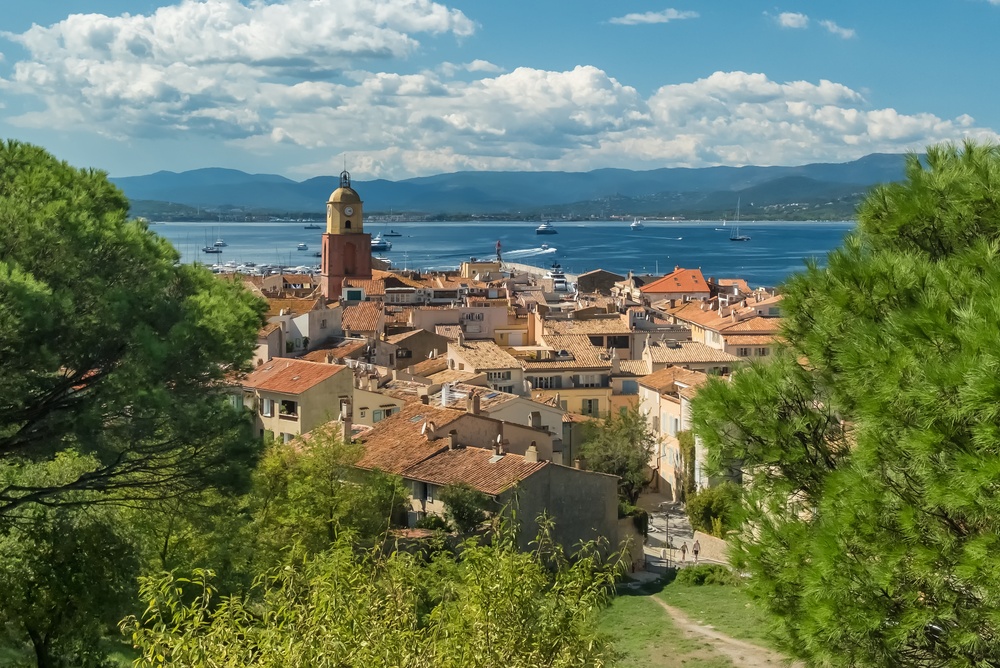 Give Saint Tropez Its Own Travel Plan shutterstock 2724083373 | Two Scots Abroad Give Saint Tropez Its Own Travel Plan shutterstock 2724083373 | Getting Around the French Riviera: Nice, Cannes, Monaco and Saint-Tropez