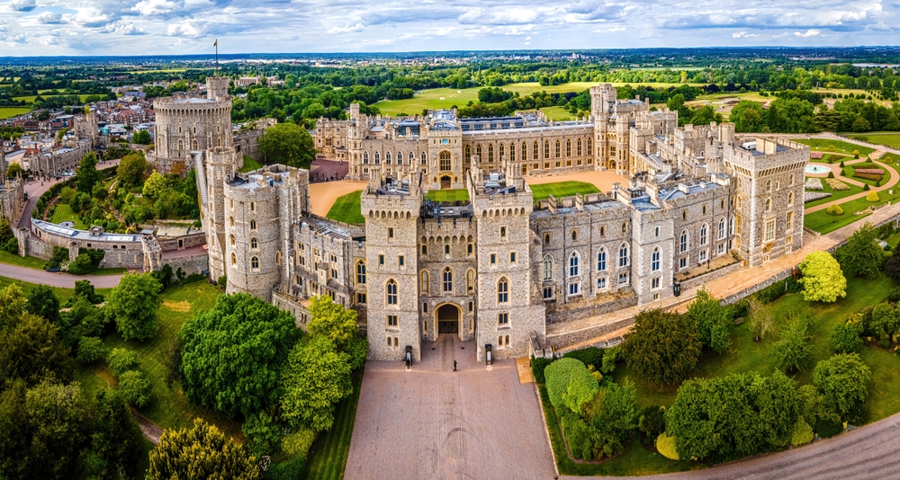 Windsor shutterstock 2171814857 | Two Scots Abroad Windsor shutterstock 2171814857 | How Many Days Do You Need in London? A First-Trip Guide