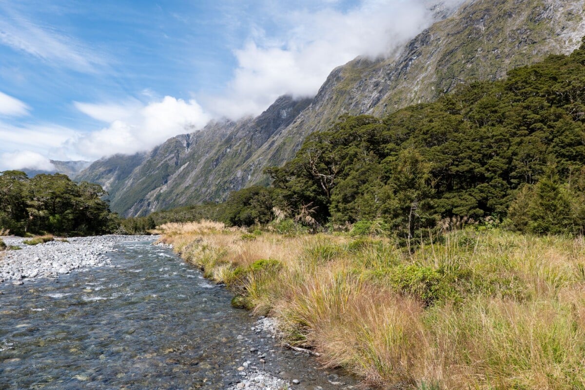 explore the breathtaking river and mountain landscape in new zealands south isla | Two Scots Abroad Explore the breathtaking river and mountain landscape in New Zealand's South Island.