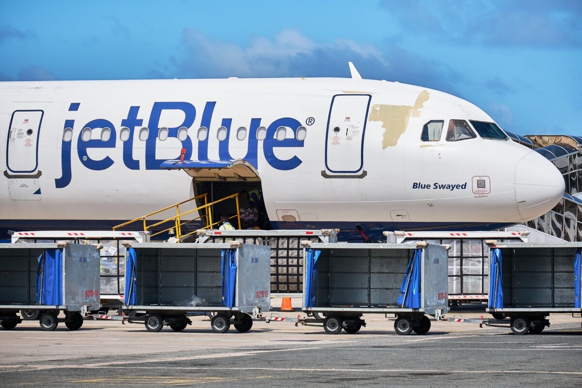 JetBlues 2 billion in frequent flyer bonds reportedly trade at 72 cents on the dollar pexels malcolm garret 3023588 9663804 | Two Scots Abroad JetBlues 2 billion in frequent flyer bonds reportedly trade at 72 cents on the dollar pexels malcolm garret 3023588 9663804 | JetBlue’s $2 billion in frequent flyer bonds reportedly trade at 72 cents on the dollar