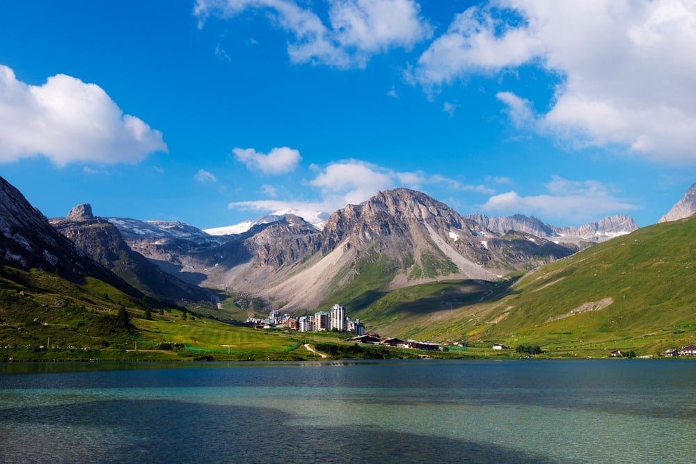 Planning Your Tignes Trip Stay Travel and Transfers shutterstock 2428307035 | Planning Your Tignes Trip: Stay, Travel and Transfers